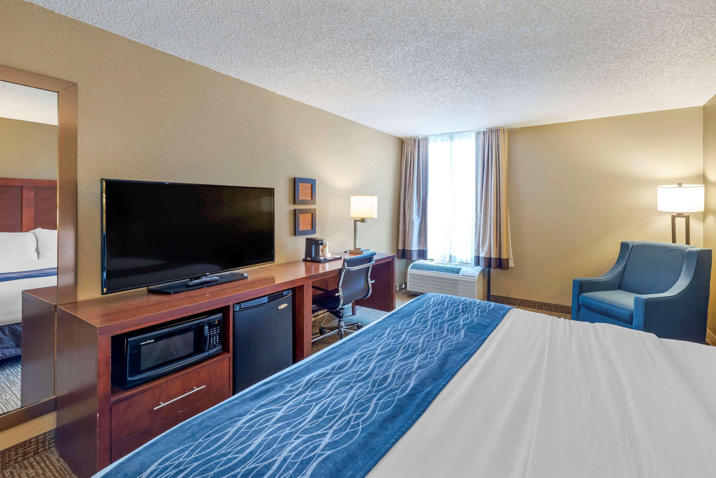 Inn Comfort Elizabeth Near 3*
