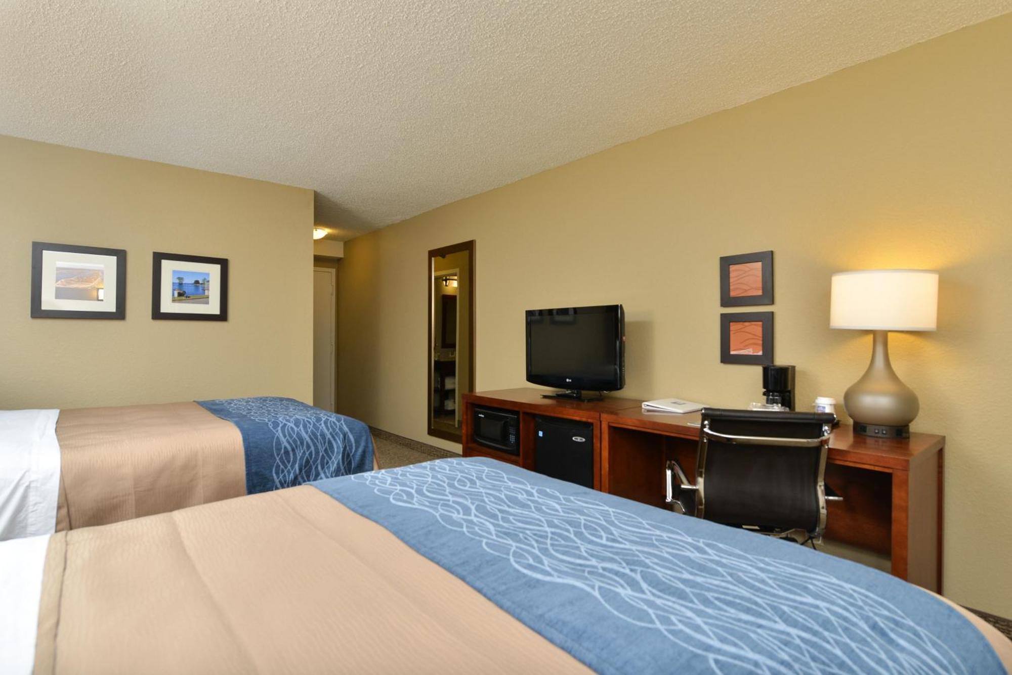 Comfort Elizabeth Near Inn 3*