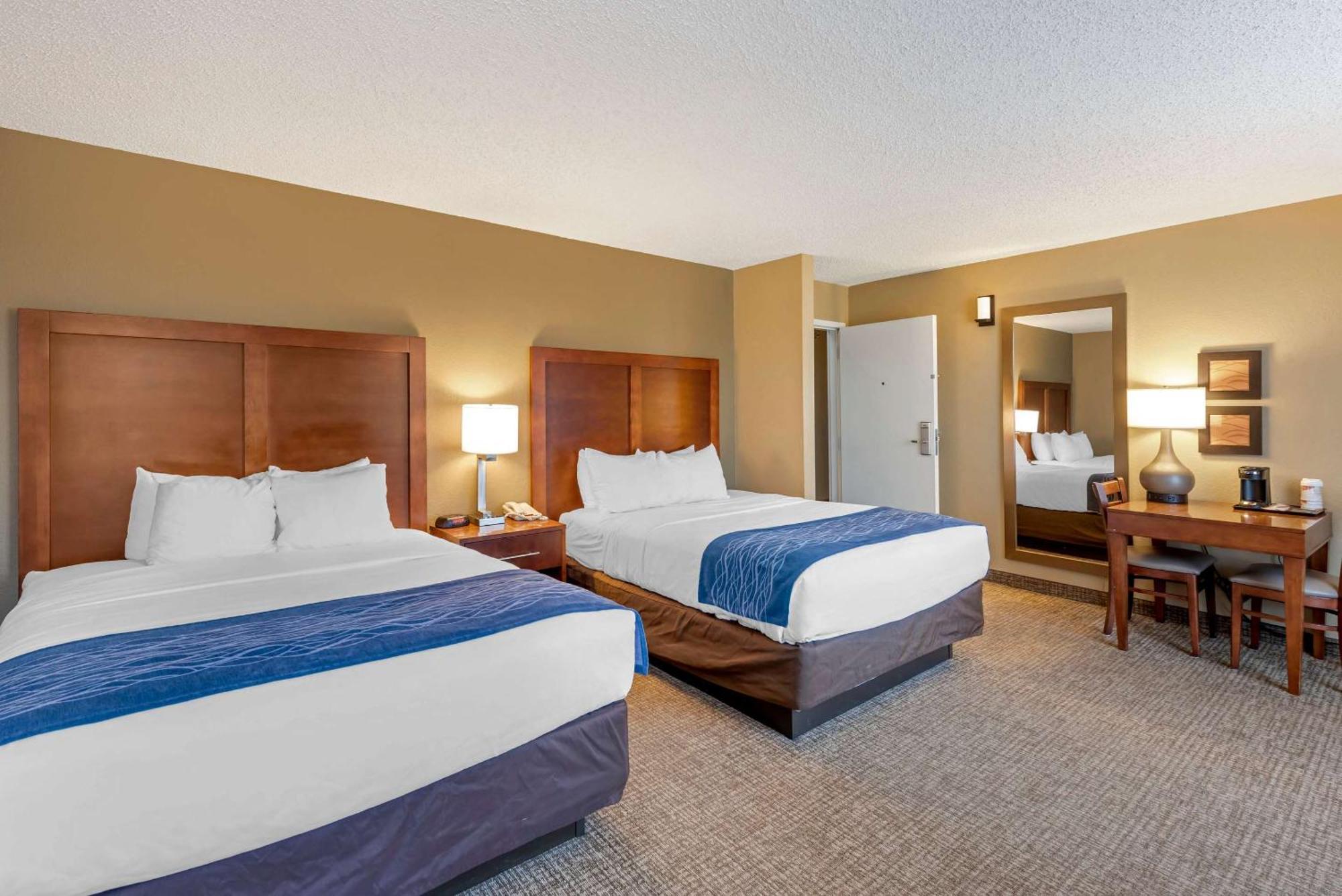 Inn Comfort Elizabeth Near
