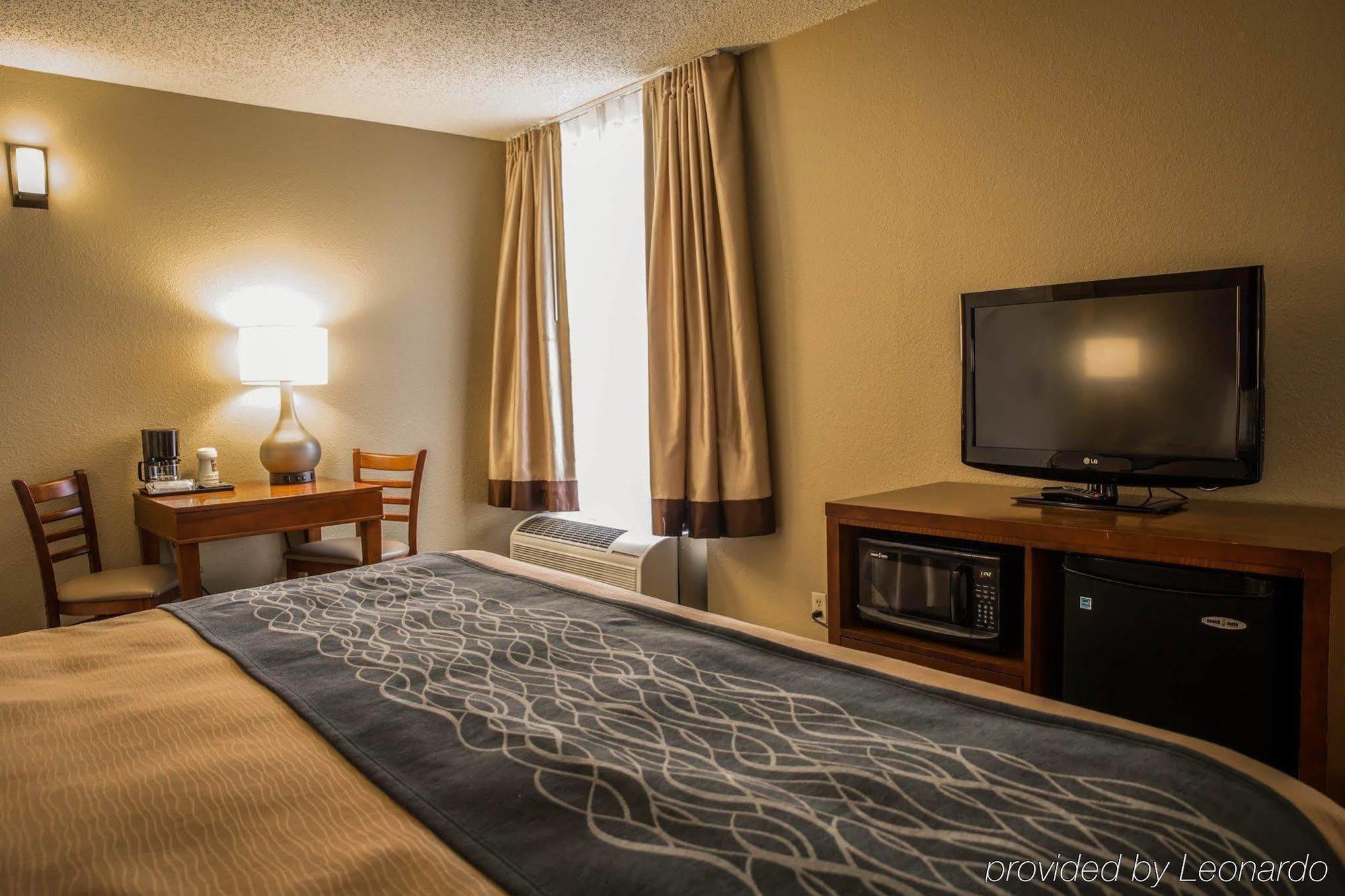 Inn Comfort Elizabeth Near