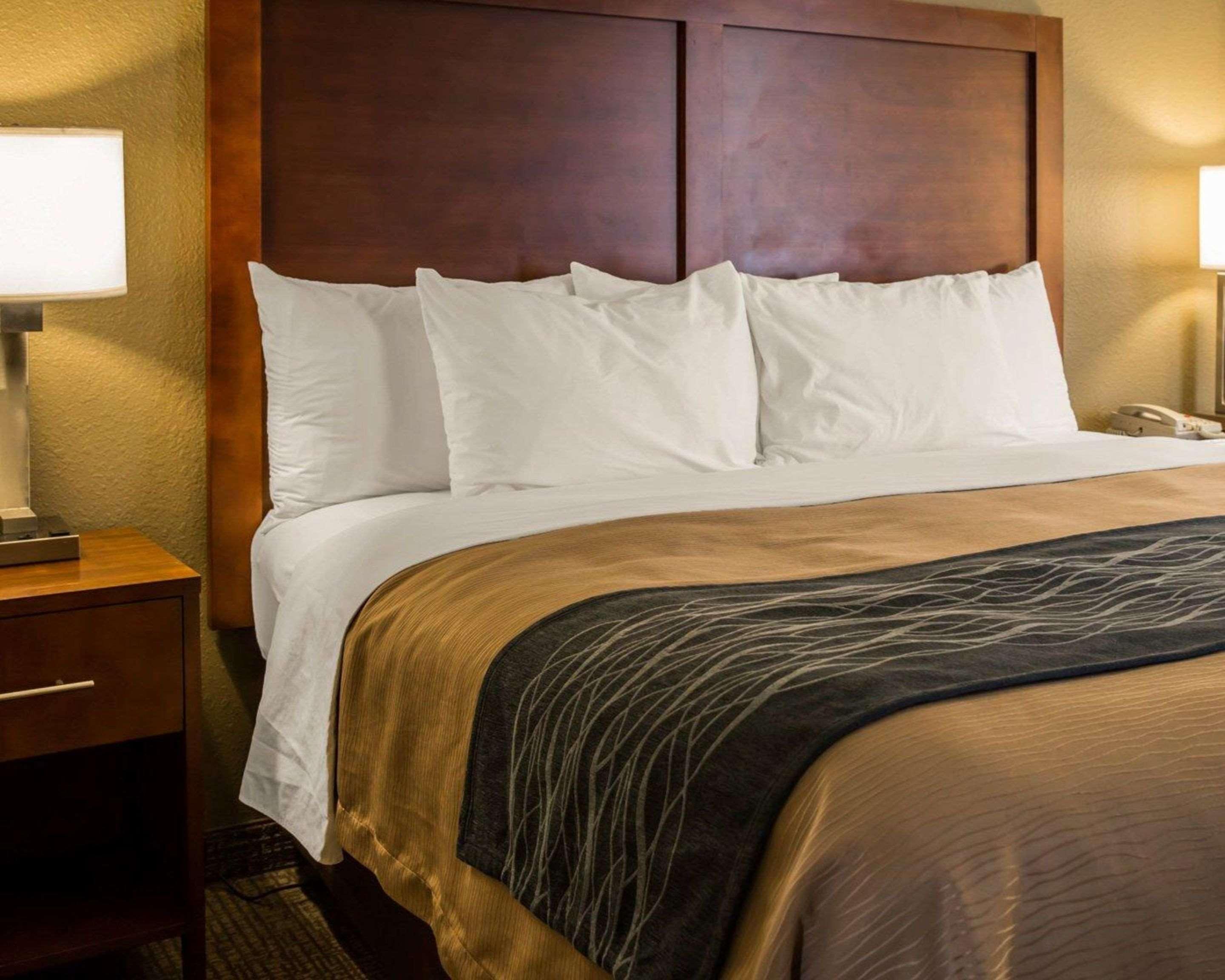 Inn Comfort Elizabeth Near 3*